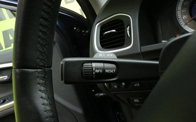 Volvo V60 cena 38900 przebieg: 226000, rok produkcji 2010 z Sulmierzyce małe 497